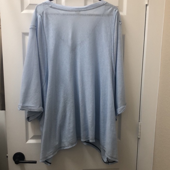 LIKE NEW! We The Free Tahiti Graphic Tee - Picture 5 of 13